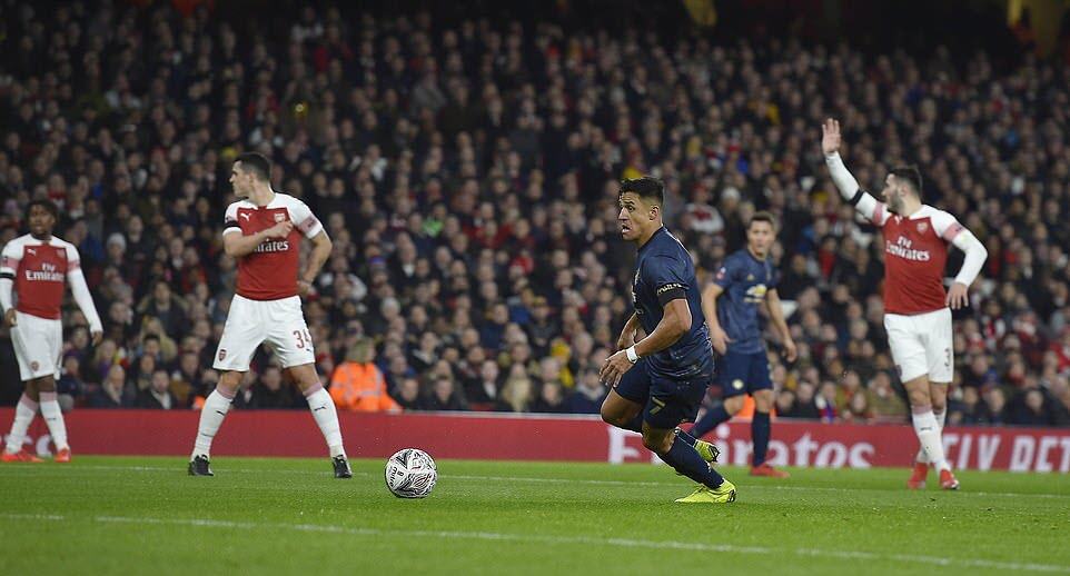 Video highlight: Man United hủy diệt Arsenal 3-1 ngay tại Emirates 3